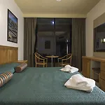 Canifor Hotell