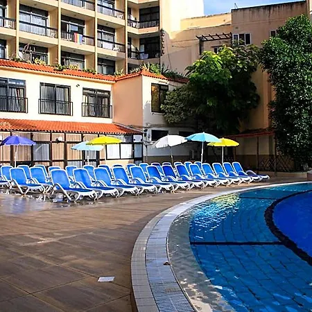 Hotel Canifor 4*