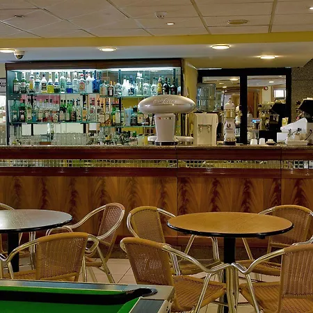 Canifor Hotel