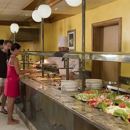 Canifor Hotel St. Paul's Bay