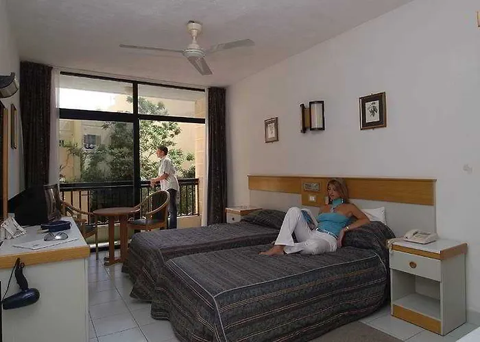 Hotel Canifor San Pawl il-Baħar